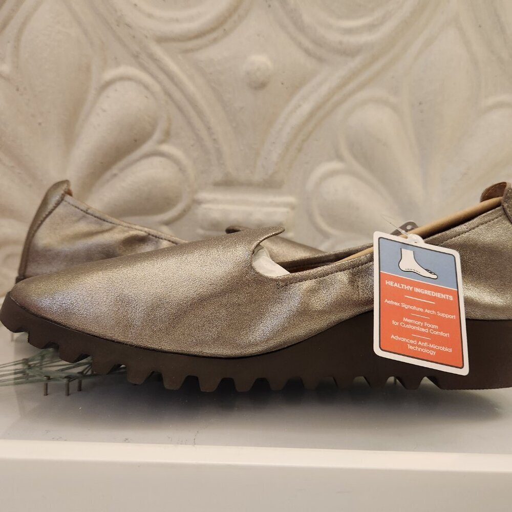Aetrex "Liz" Brushed Silver Pull on Shoes. NIB. Size EU 43/US 11.5-12 - Picture 6 of 12